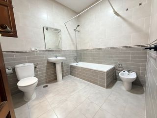 Piso en alquiler en Mercado en Alicante