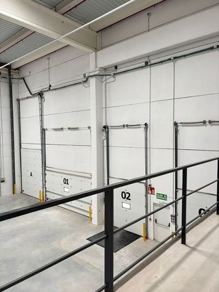 Nave industrial en alquiler en Silla