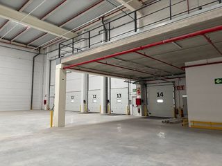 Nave industrial en alquiler en Silla