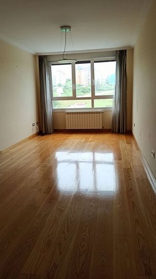 Piso en alquiler en Valdenoja - La Pereda en Santander