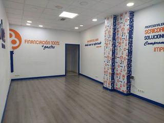 Local comercial en alquiler en Ciudad Jardín - Zoco en Córdoba