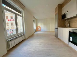 Piso en alquiler en Centro Ciudad en León