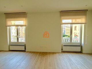 Piso en alquiler en Centro Ciudad en León