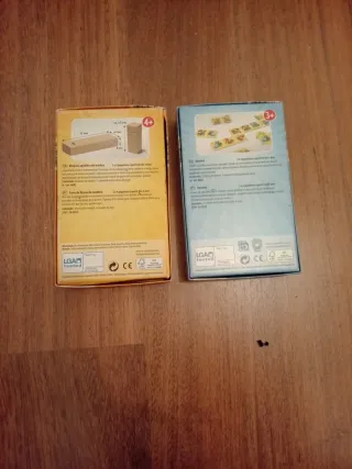 Juegos de mesa Torre de Bloques y Dominó