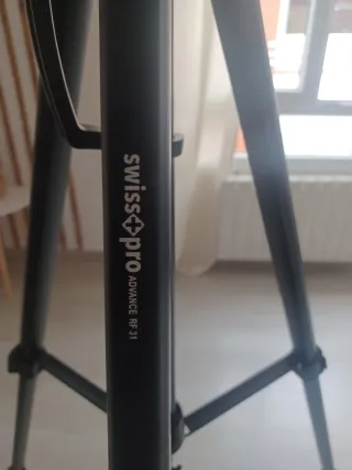 Trípode Swiss-Q-Pro per fotocamere