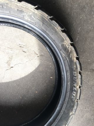 Neumático Dunlop 150/70 R18 70T