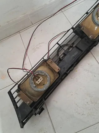 Rejilla Opel con Faros y Logo