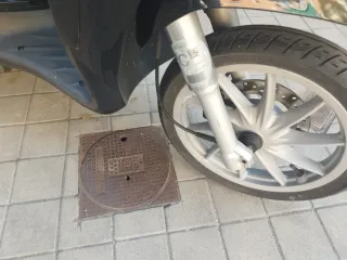 Piaggio Liberty 125cc Scooter Automática