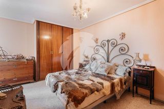 Piso en venta en Vistahermosa en Alicante