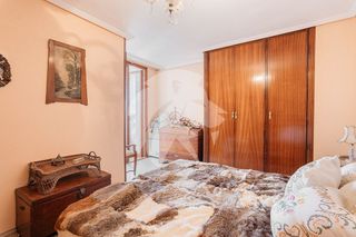 Piso en venta en Vistahermosa en Alicante