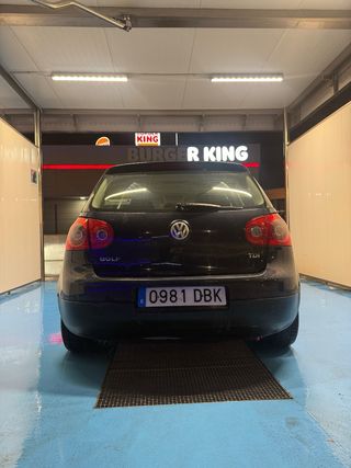 Volkswagen Golf 5 2004
