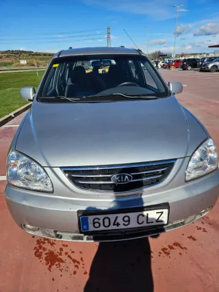 KIA Carens 2002