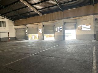 Nave industrial en venta en Zona Centro en Xirivella
