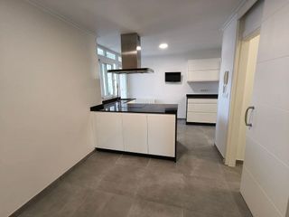 Piso en venta en Zona Fernández Ladreda en Pontevedra