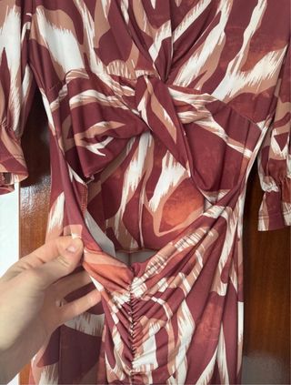 Vestido midi invitada estampado