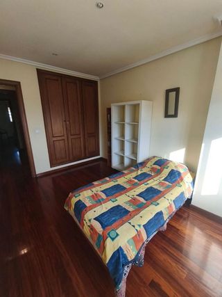 Piso en venta en Universidad en Ourense