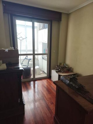 Piso en venta en Universidad en Ourense