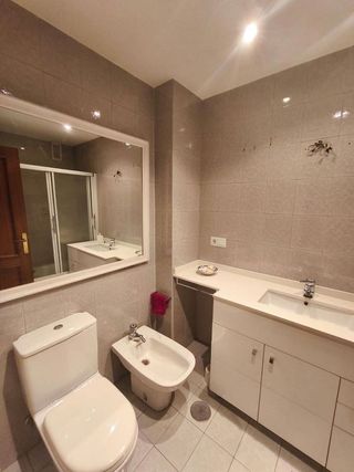 Piso en venta en Universidad en Ourense