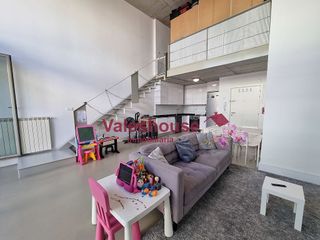 Dúplex en venta en Camarma de Esteruelas