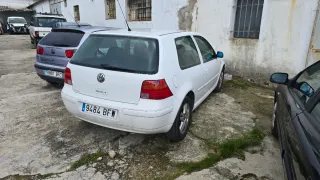 Volkswagen Golf 2000