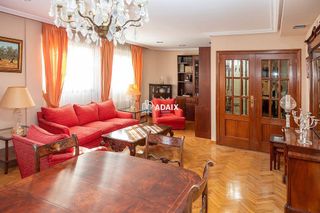 Casa adosada en venta en Centro en Cáceres