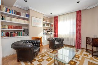 Casa adosada en venta en Centro en Cáceres