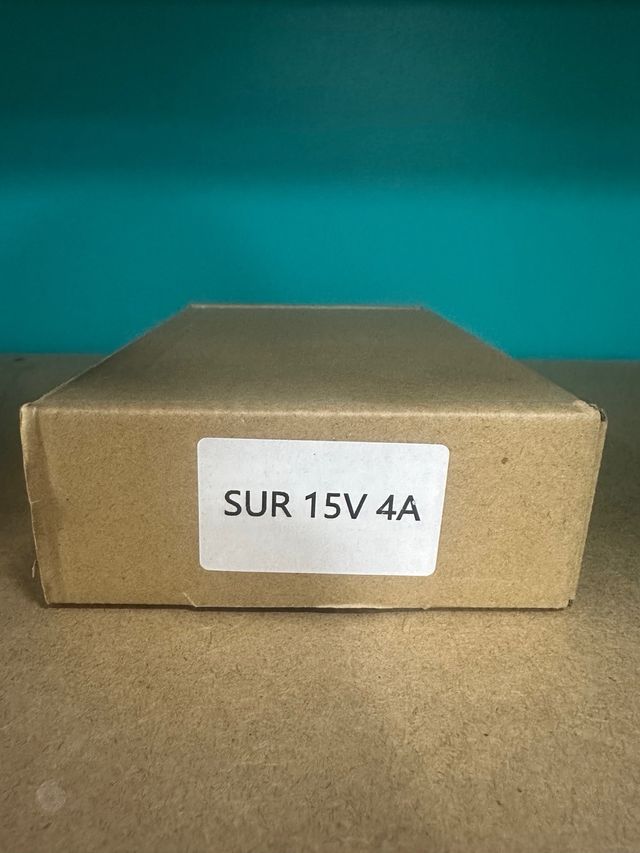 Cargador para microsoft Surface 15V 4A 65w