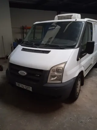 Ford E-Transit 2009