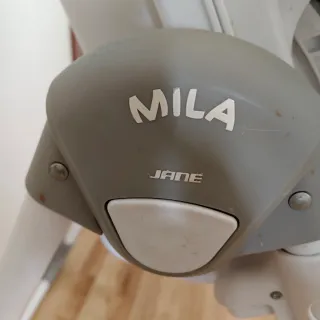 Trona Jané Mila en buen estado.