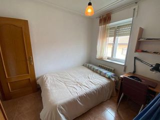 Piso en alquiler en Hospitales - Campus en Salamanca