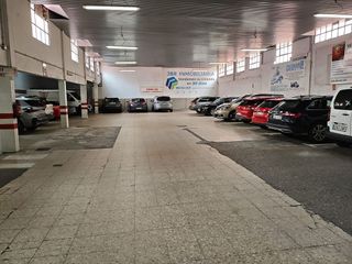 Garaje en alquiler en Centro en Valladolid