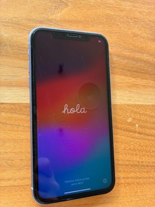 iPhone 11 64GB con accesorios