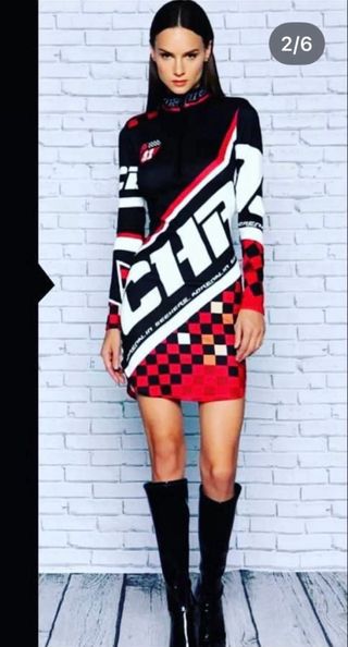 Vestido Peace&chaos negro y rojo