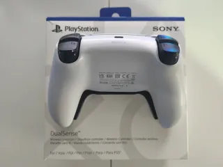 Consola PS5 + 2 Mandos + 3 Juegos