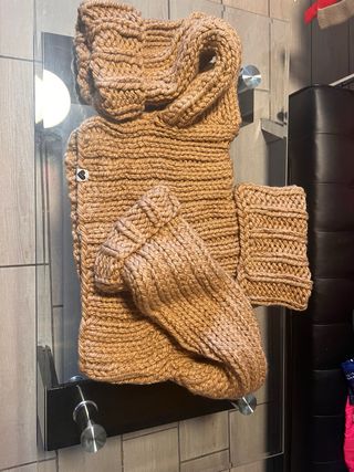 Jersey MUMSHANDE cuello alto crop