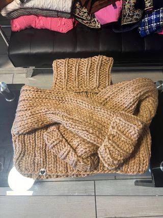 Jersey MUMSHANDE cuello alto crop