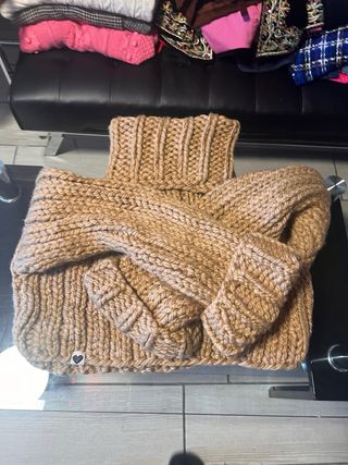 Jersey MUMSHANDE cuello alto crop