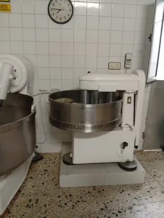 Refinadora de pan industrial