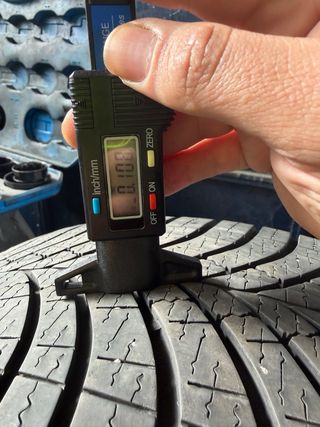 Ruedas Goodyear 215/60/17 100V 4 Estaciones