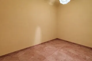 Piso a reformar en Sax. Excelente ubicación