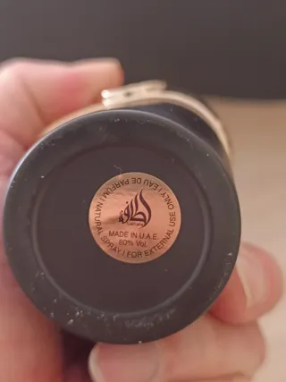 Bottiglie vuote profumi Trussardi, Lattafa, Nabeel