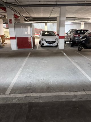 Se alquila amplia plaza de garaje en Fuengirola ¿