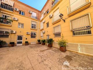 Piso en venta en Linares