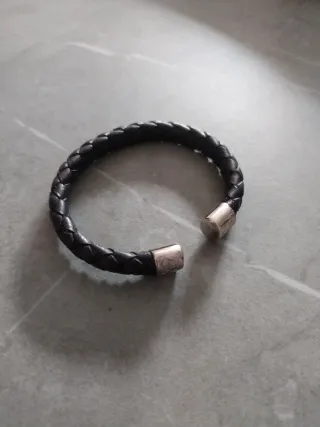 Pulsera Tous Plata y Cuero Trenzado