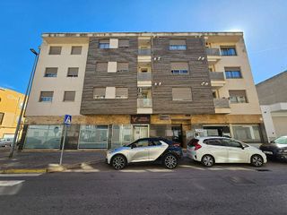 Local comercial en venta en Nules