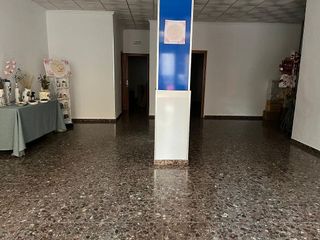 Local comercial en venta en Almansa