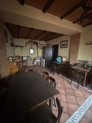 Local comercial en venta en Valdepeñas