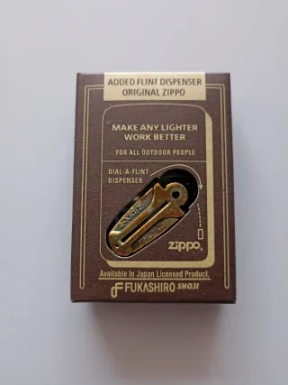 Dispenser di pietra Zippo esclusivo del Giappone