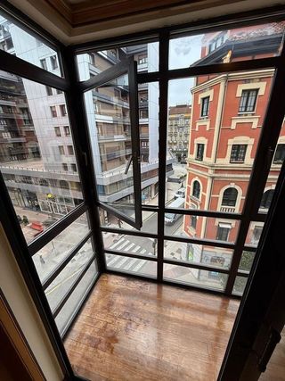 Piso en venta en Zona Teatro Campoamor en Oviedo