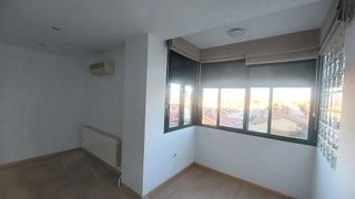 Piso en venta en Renfe - Bulevar 1º y 2º Fase en Jaén